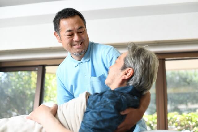 介護するイメージ